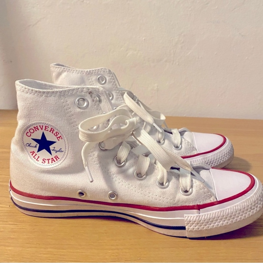 Women’s high top converse